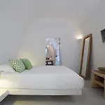 וילה Aura