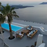 Aura *