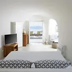 Villa Aura