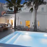 Villa Aura